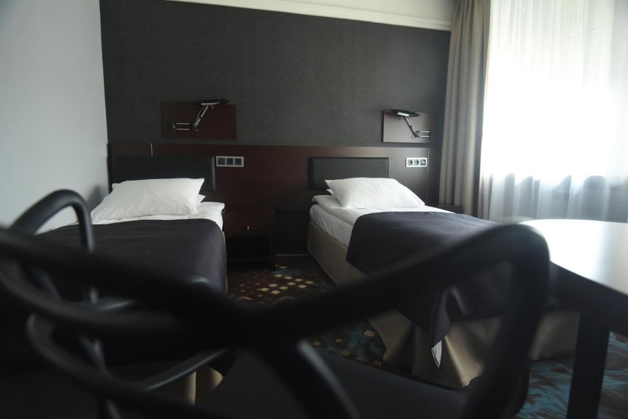 Hotel Portofino Włocławek Esterno foto
